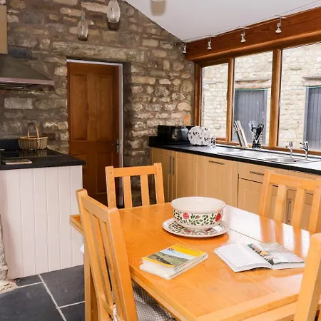Tipperthwaite Barn, Settle